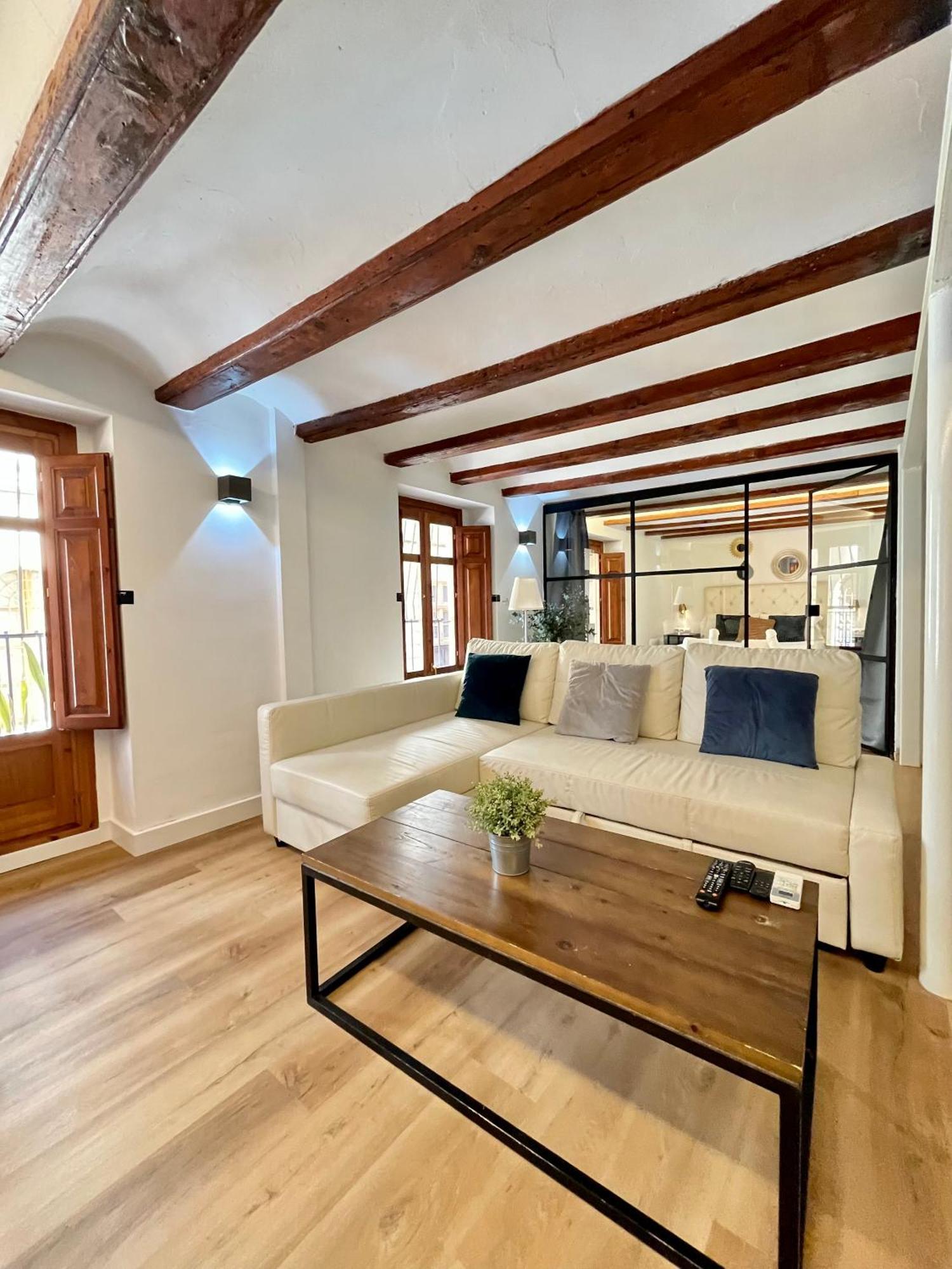 Werentvlc - Encantador Loft Casco Antiguo Valensiya Dış mekan fotoğraf